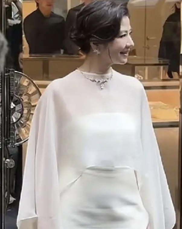  打开网易新闻 查看精彩图片 