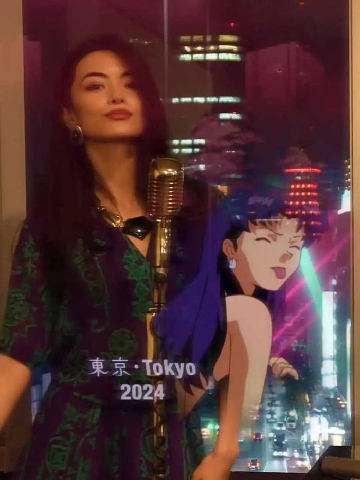 她亦钟情动漫。(图:emiaramaki_@IG)